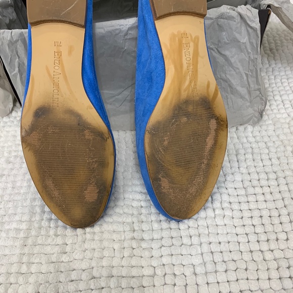 Blue suede flats - Picture 2 of 3
